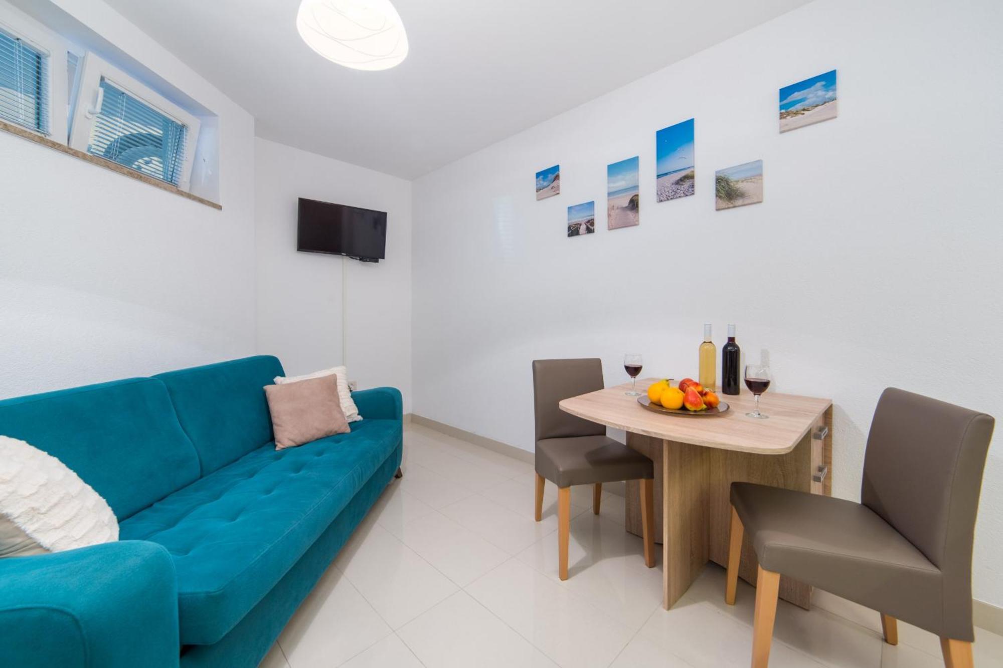 Apartments Zvonik Брист Екстериор снимка