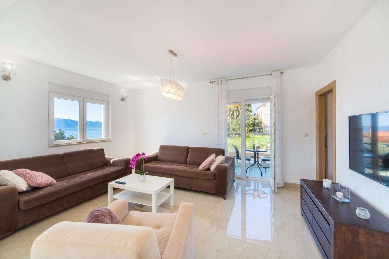 Apartments Zvonik Брист Екстериор снимка