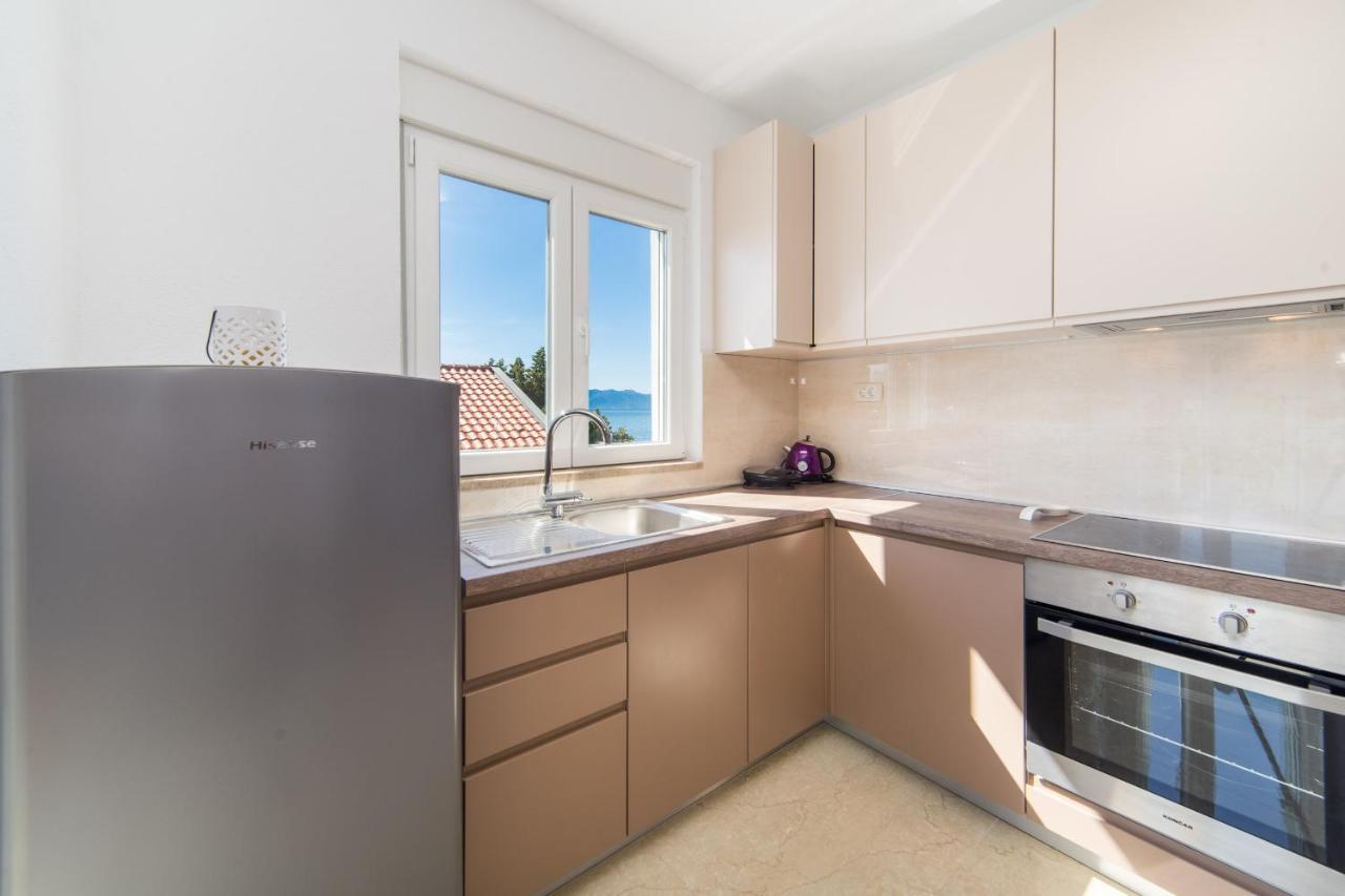 Apartments Zvonik Брист Екстериор снимка